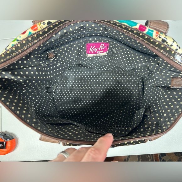 Fossil Key Per Printed Coated Canvas & Leather Tote Bag - Picture 9 of 13